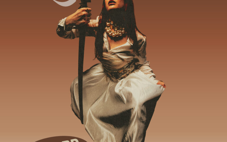 Queenie Instore at Desert Highways